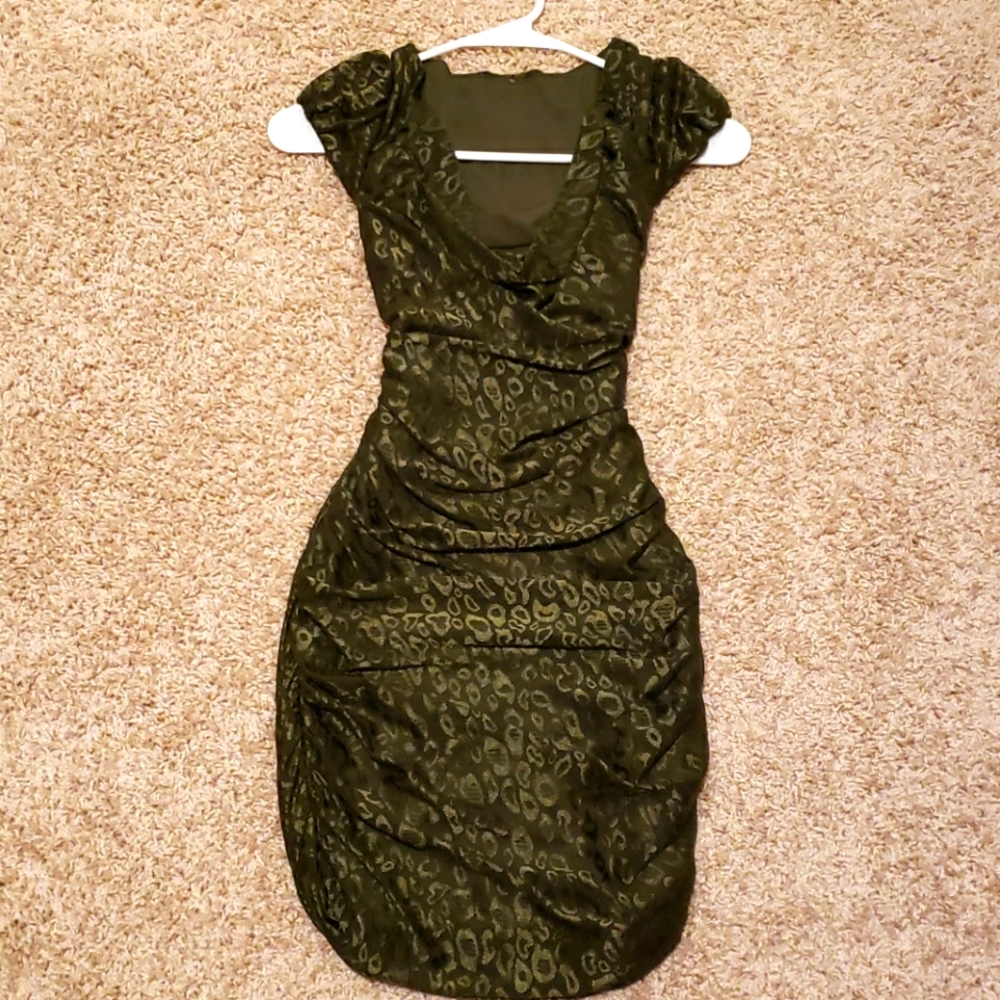 Beautiful Lace mesh ruched moss green midi dress